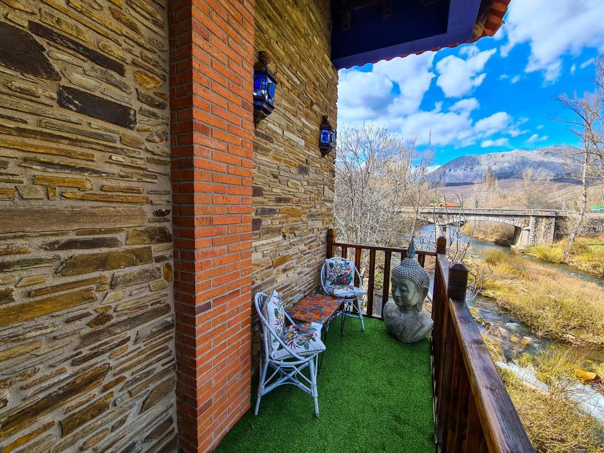El Molino De La Roperia Hotel Serrilla Luaran gambar